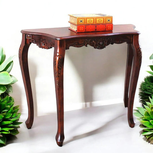 An Amazing Console Table for Luxurious Home Decor