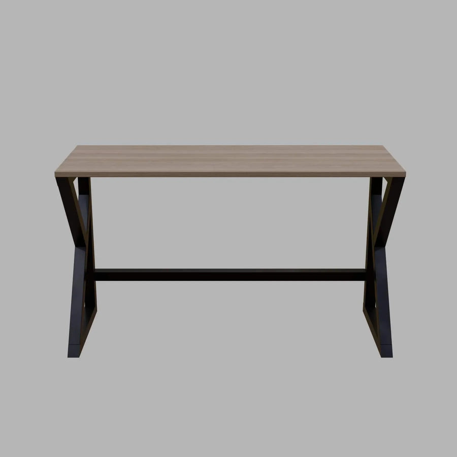 Spacious Surface for Focused Work