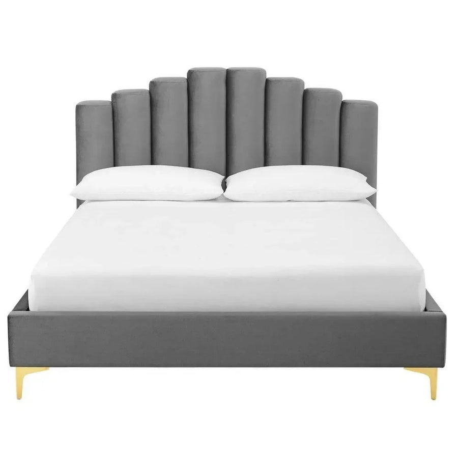 A Headboard Built to Turn Heads
