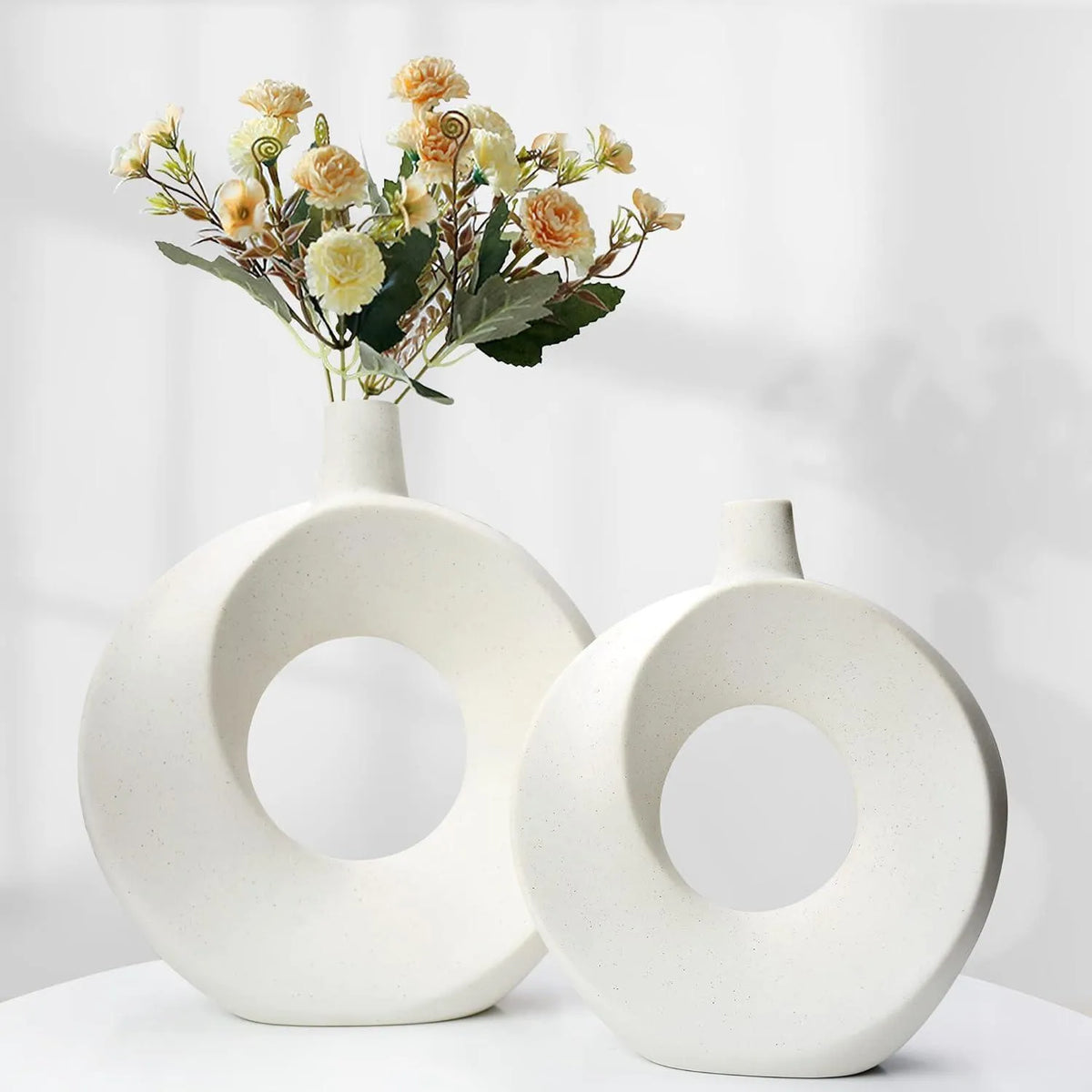 Wooden Twist Modern Home Decor Ceramic White Round Donut Decorative Vase for Matte Flowers ( Set of 2 ) - Wooden Twist UAE