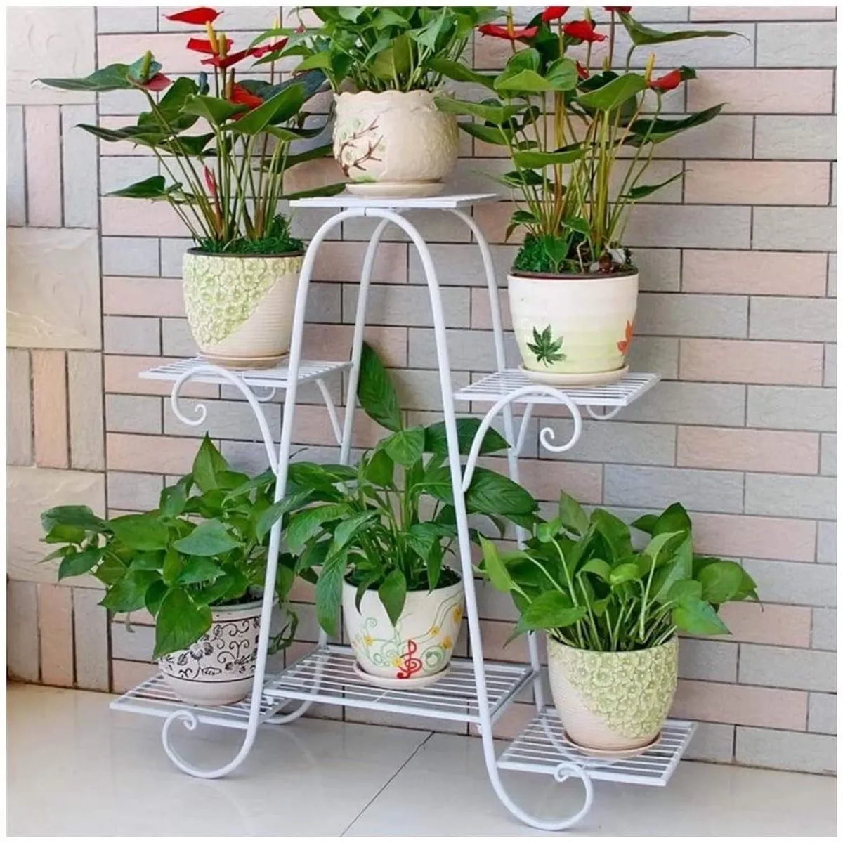 A Cart-Shaped Stage For Your Plants