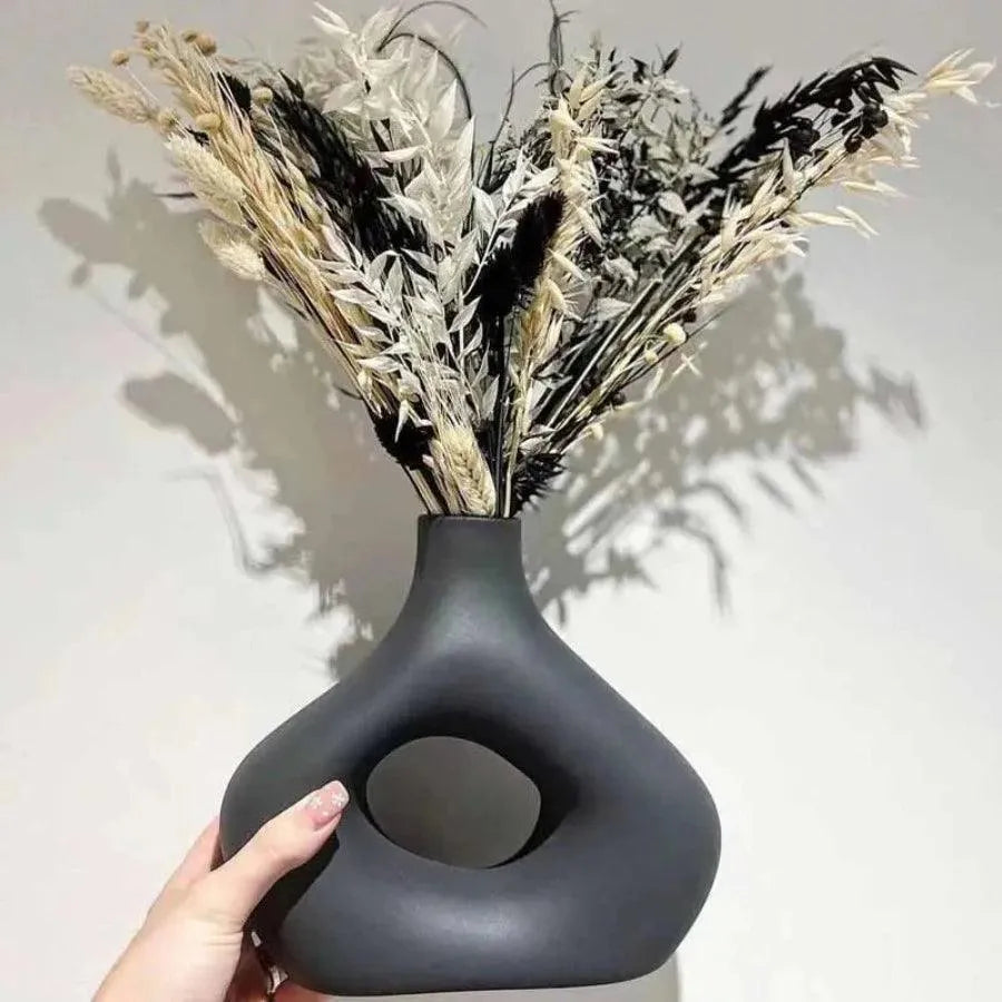 Wooden Twist Modern Home Decor Black Ceramic Decorative Vase for Flowers - Wooden Twist UAE