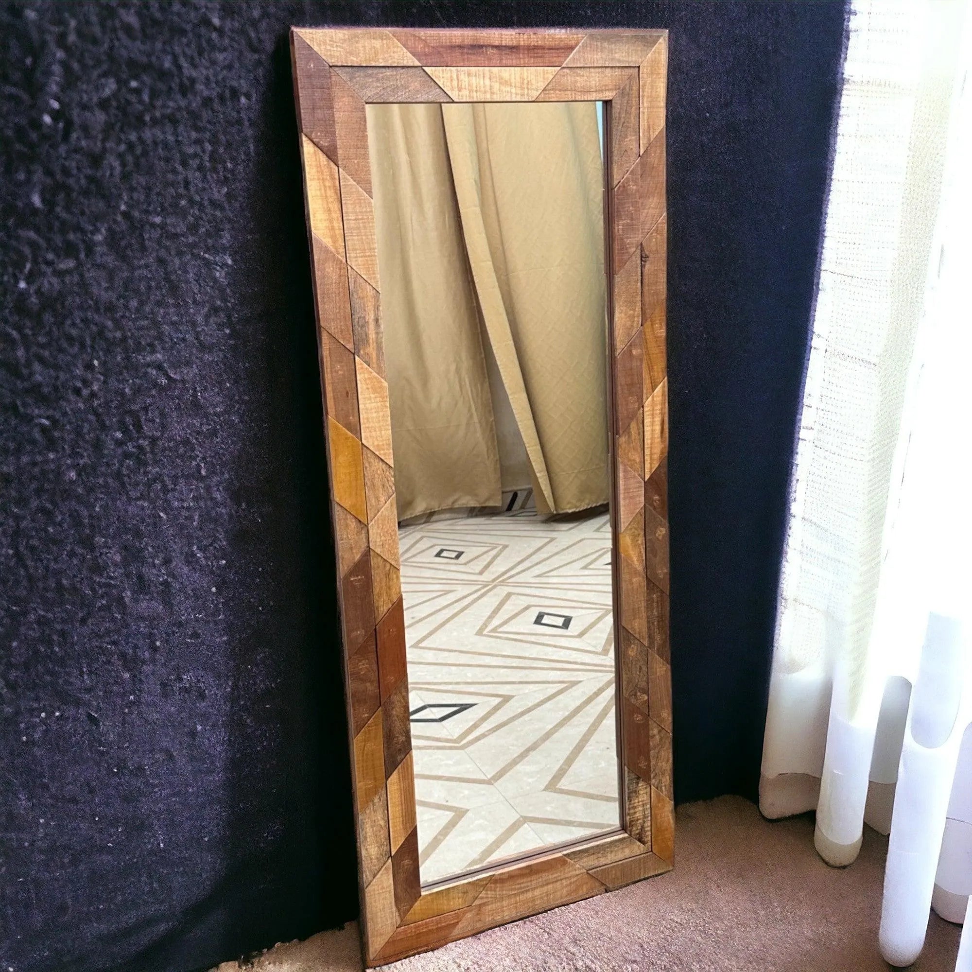 Rectangular wall mirror