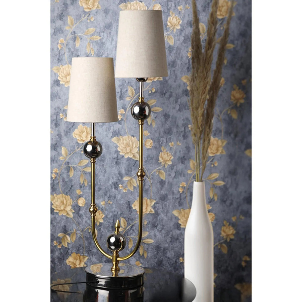 Double Shaded Table Lamp