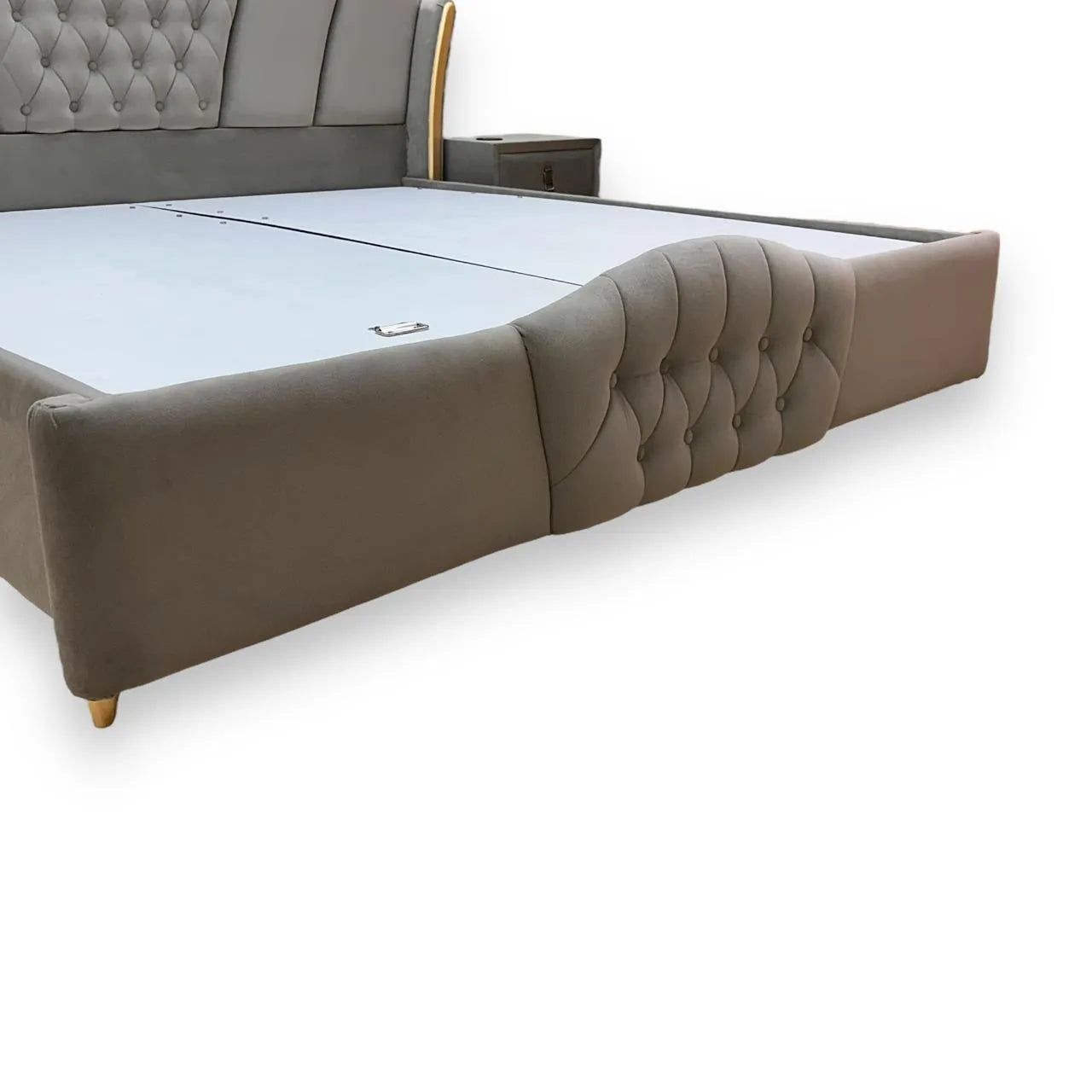 Premium Bedstead