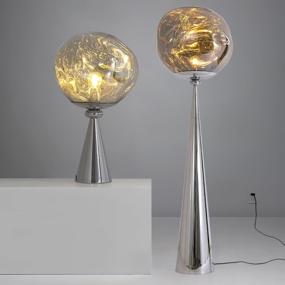 Majestic Globe Design Table Lamp