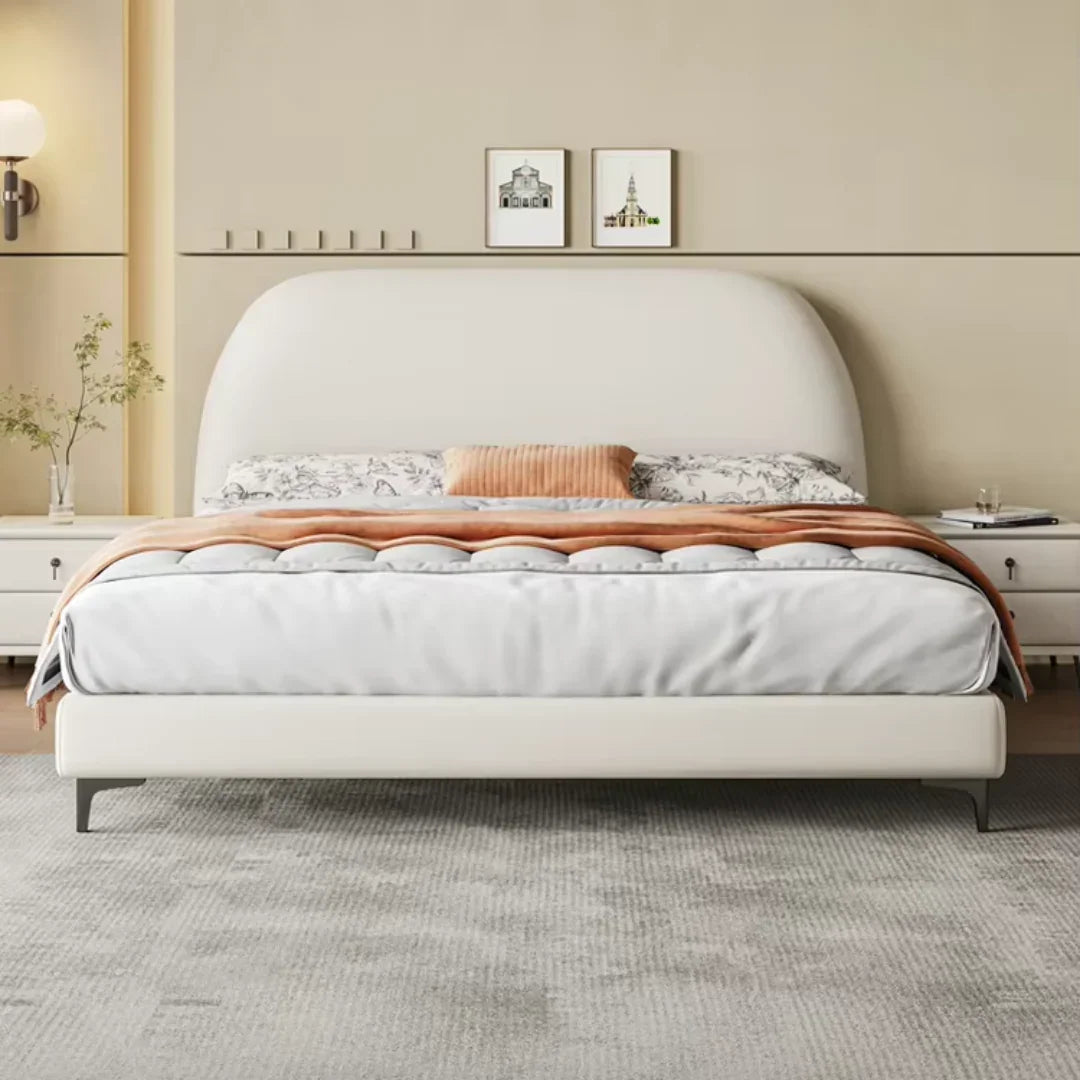 A Luxurious Centerpiece for Your Bedroom