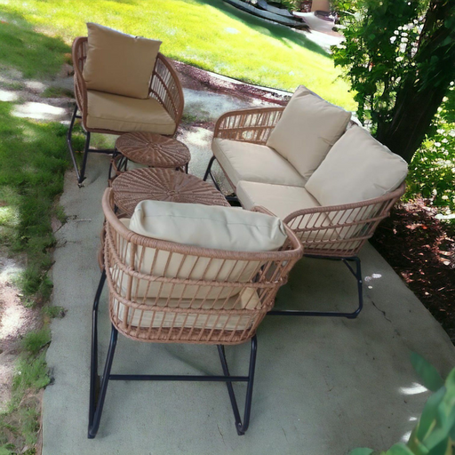 Outdoor Elegant Garden Lounge