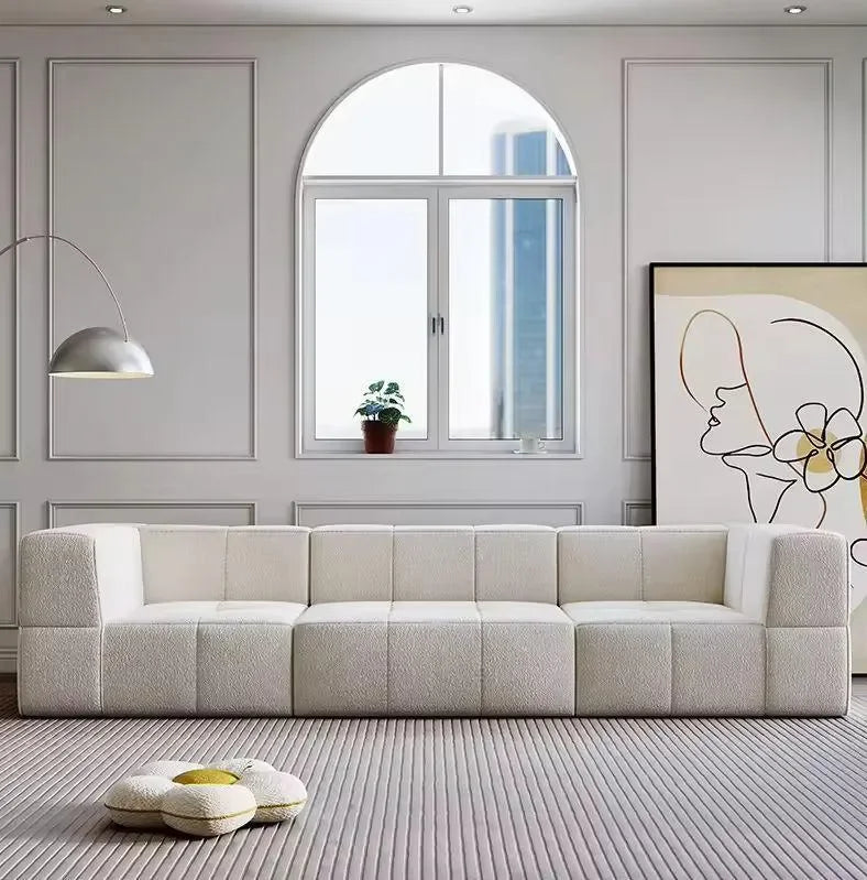 Spacious Seating, Versatile Ottoman