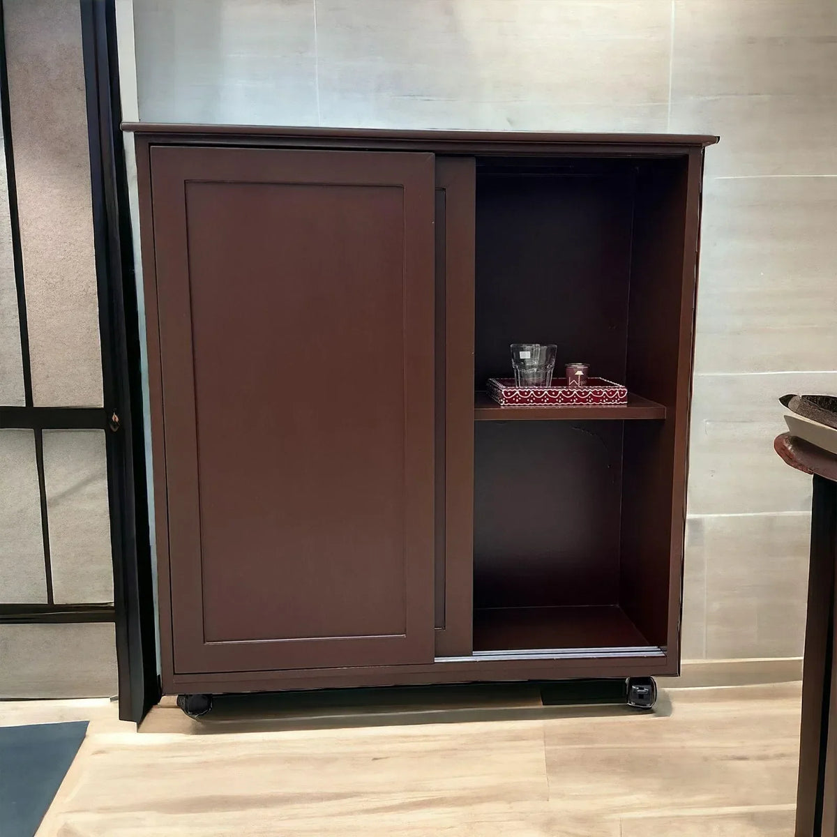 Modern Mobility Meets Elegant Storage