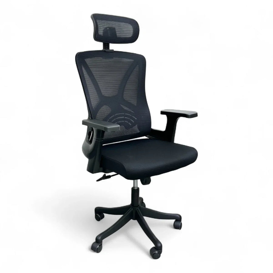 360° Swivel on a Stable 5-Wheel Base