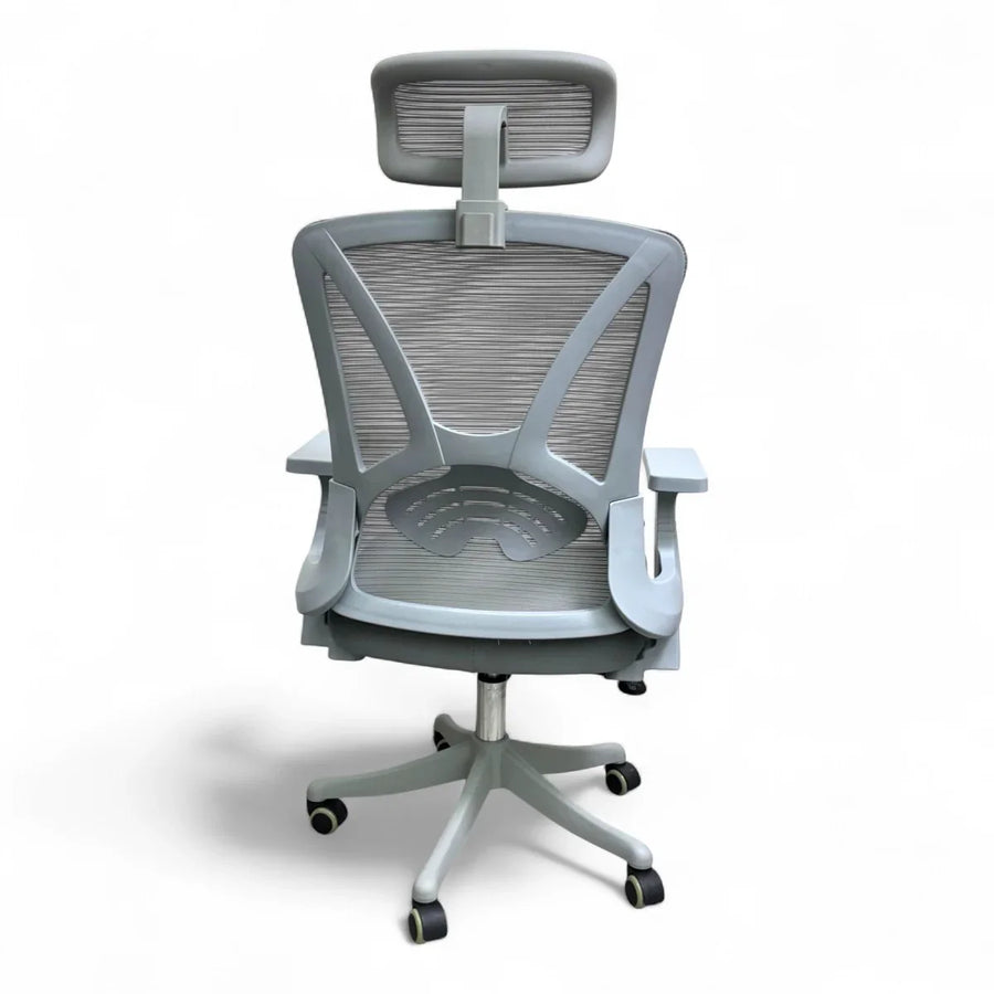 Smooth 360-Degree Swivel, 3-Stage Recline