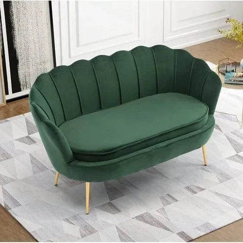 Terciopelo Flared Arm Loveseat