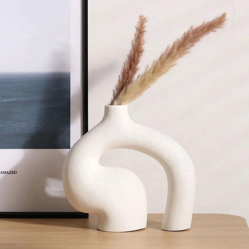 Wooden Twist Modern Home Decor White Ceramic S Shape Decorative Vase for Pampas Flowers - Wooden Twist UAE