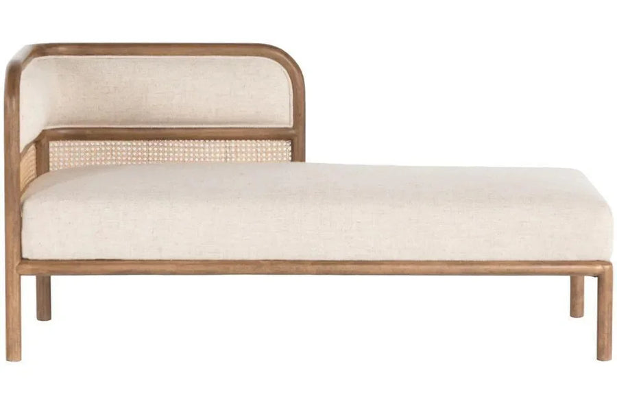 Curved Lines for a Modern Silhouette