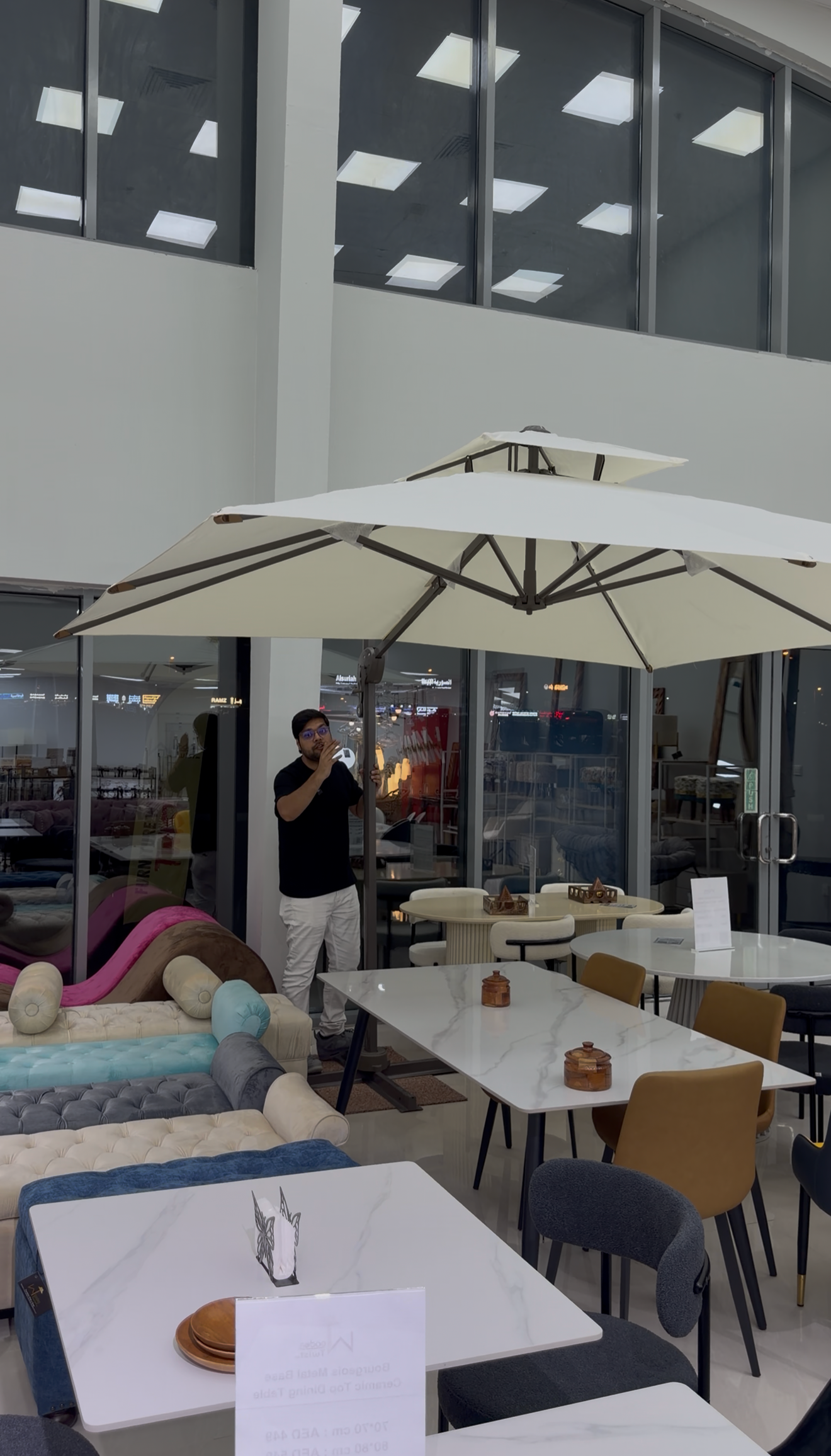 Outdoor umbrella in dubai