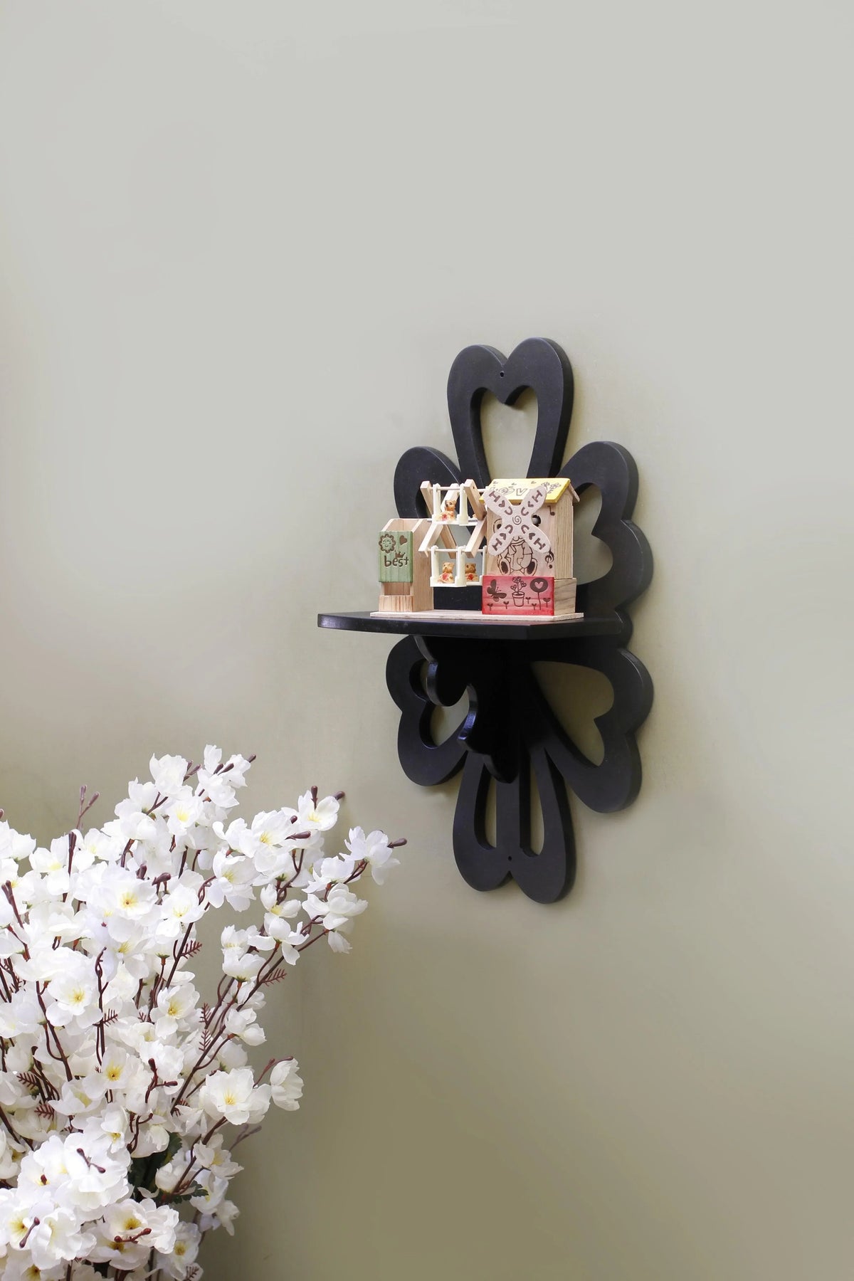 Beautiful Decorative Floating Wall Shelf