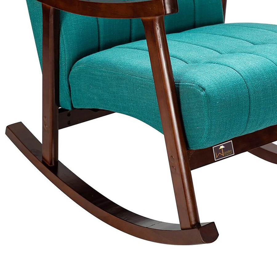 A Streamlined Silhouette for Any Style