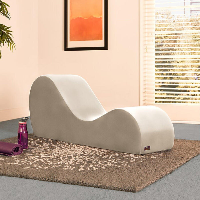 Wooden Armless Modern Chaise Lounge (Beige Polyester)