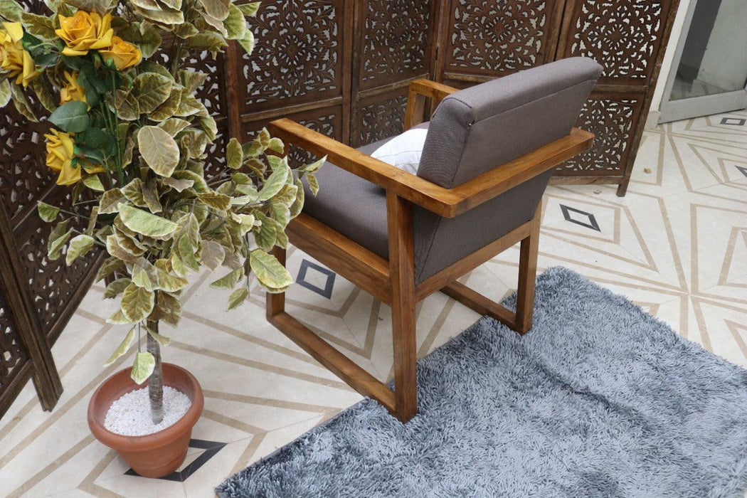 Wooden Handicrafts Arm Chair (Sheesham Wood) - Wooden Twist UAE