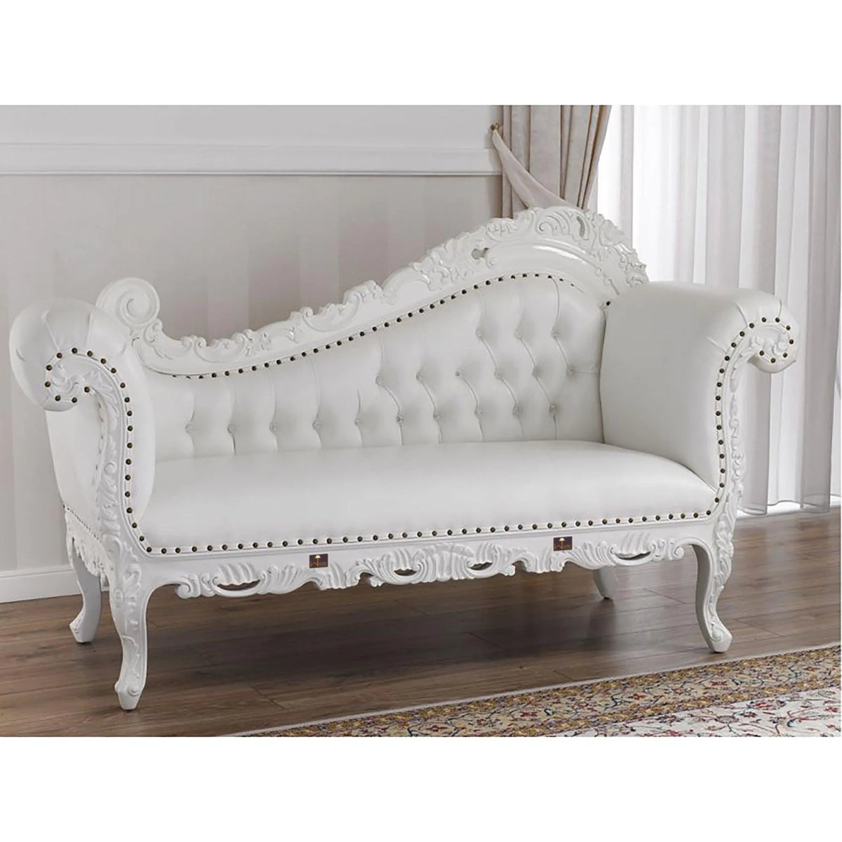 Hand Carved Barock Stil Chaise Longue Sofa Champagner Crystal Teak Wood (White) - Wooden Twist UAE